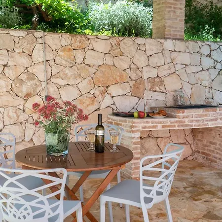 Helios Sea View & Private Pool Near וילה *