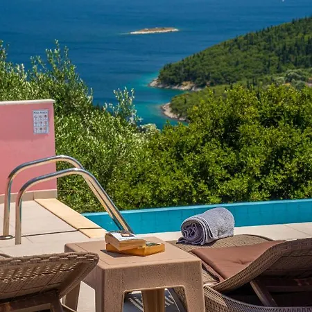 Villa Helios Sea View & Private Pool Near Fiskardo