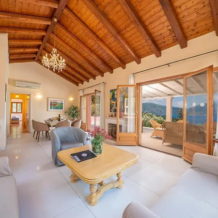 Helios Sea View & Private Pool Near * Fiskardo